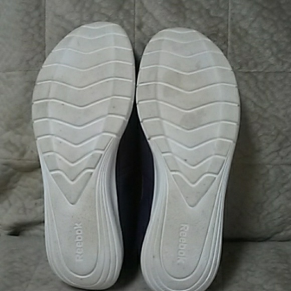 Reebock Memory Tech - Picture 2 of 3